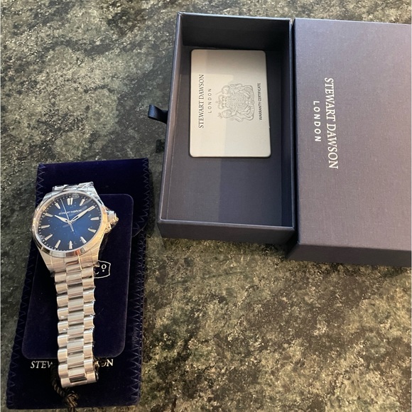 Stewart Dawson Britannia - Picture 2 of 4